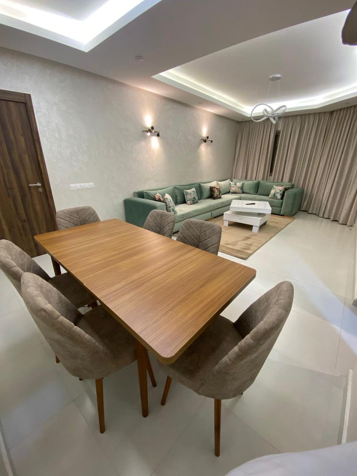 Anza Miftah Apartment